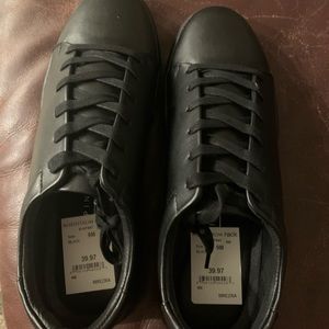 Men’s Size 9 Black  shoes